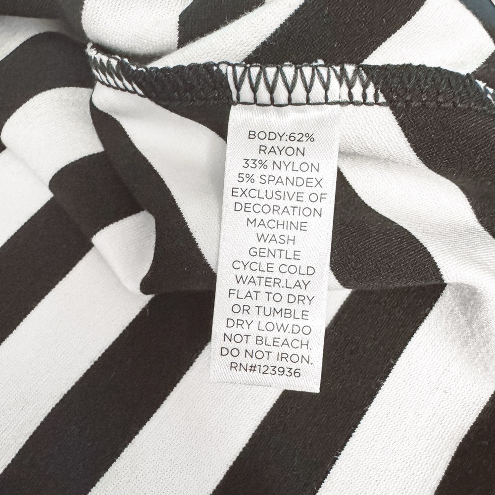 Peach Work Gym Play Kameo Striped Sleeveless Midi Dress Black and‎ White Medium - Picture 7 of 7